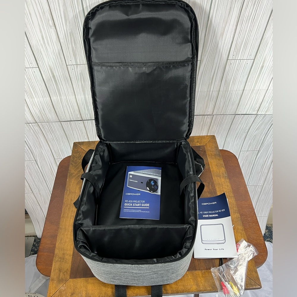 DB Power Gray Backpack for Projector - Picture 2 of 5